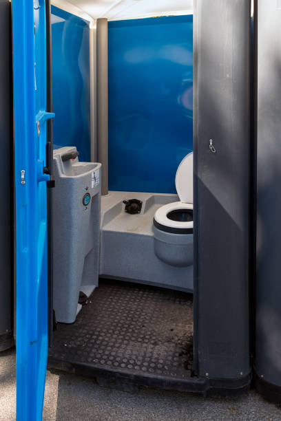 Best Portable restroom trailer rental  in Bonne Terre, MO